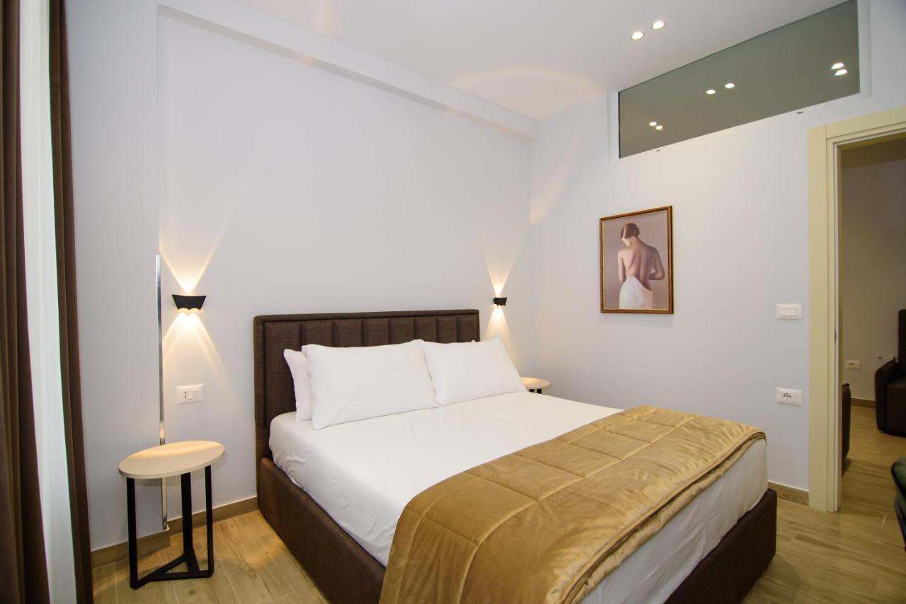 Palm Side Hotel Vlore Ngoại thất bức ảnh