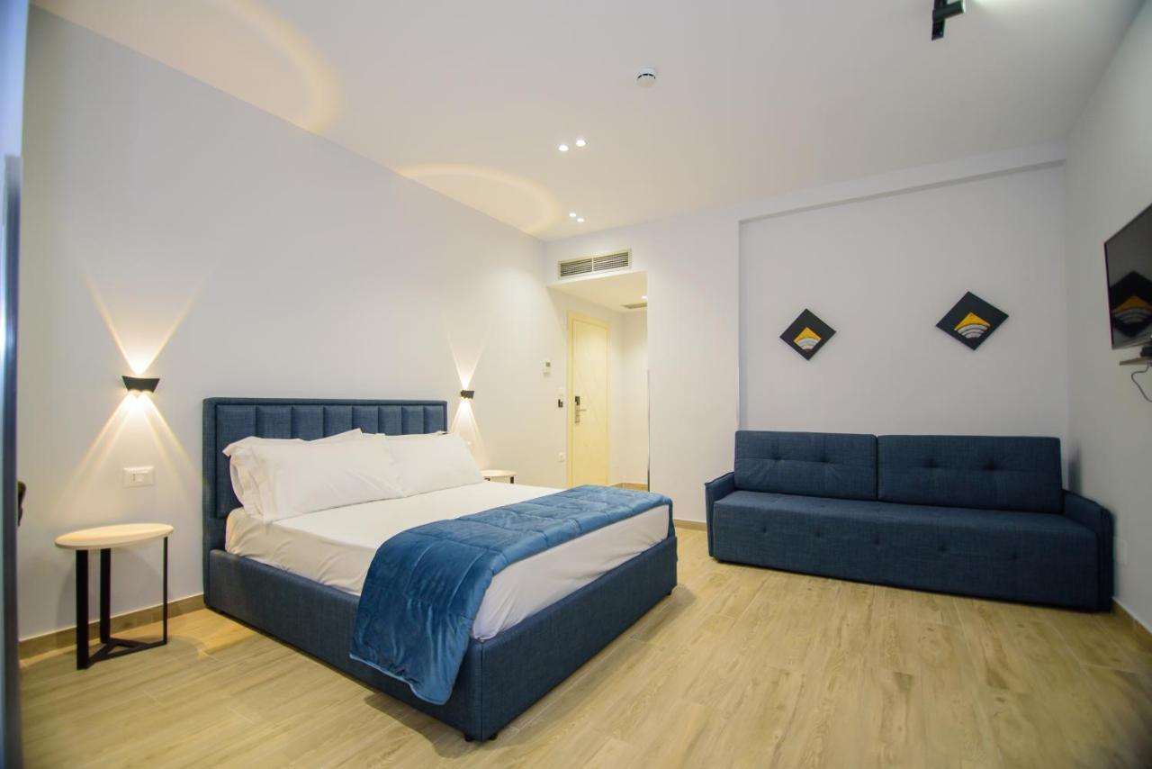 Palm Side Hotel Vlore Ngoại thất bức ảnh