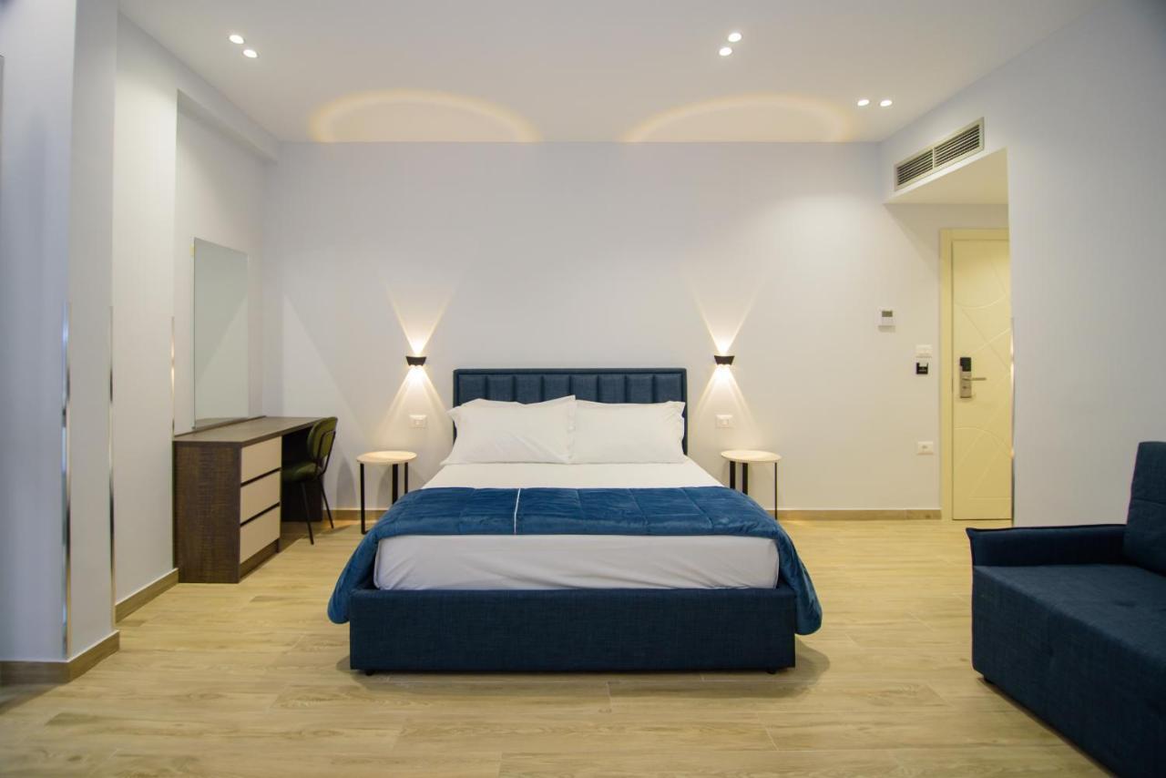 Palm Side Hotel Vlore Ngoại thất bức ảnh