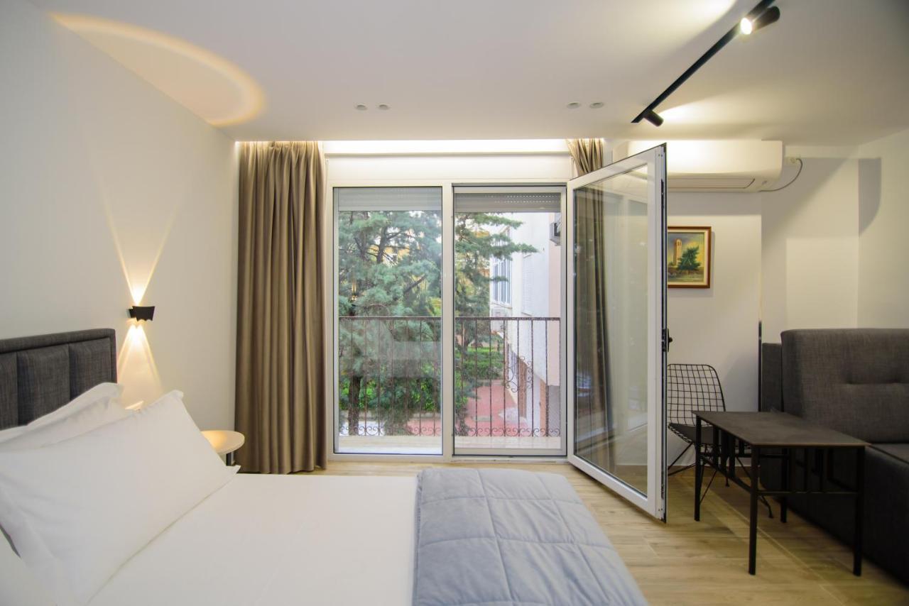 Palm Side Hotel Vlore Ngoại thất bức ảnh