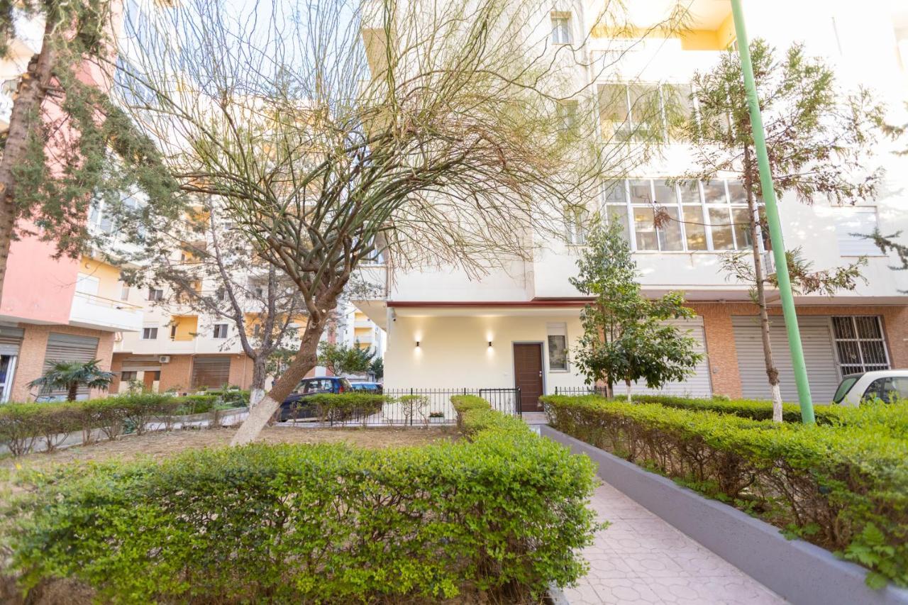 Palm Side Hotel Vlore Ngoại thất bức ảnh